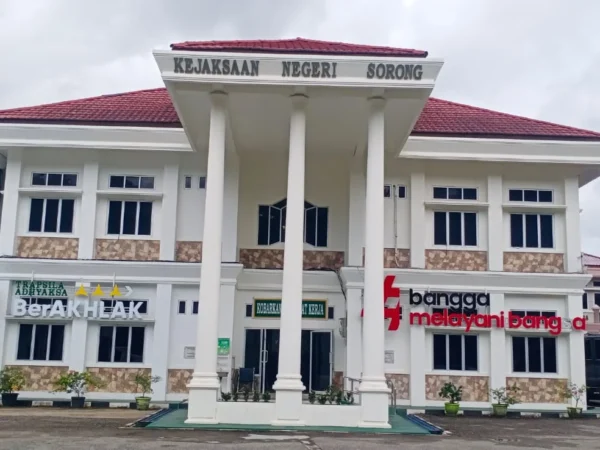 Enam Tersangka Korupsi Seragam Dinas Dpr Papua Barat Daya Dilimpahkan Ke Kejari Sorong