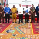 Gubernur Meki Nawipa Tegaskan Komitmen Tata Kelola Bersih Dalm Penandatanganan Mou Dengan Kejati Papua