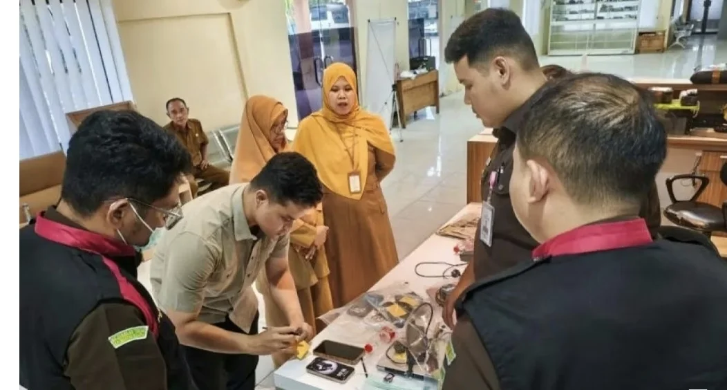 Kejari Hst Geledah 4 Lokasi, Buru Bukti Korupsi Alkes Dinkes