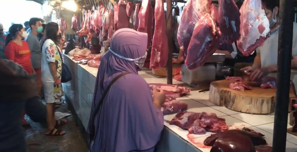 Pedagang Daging Di Pasar Manis Ciamis Keluhkan Sepinya Pembeli Pasca Idul Adha