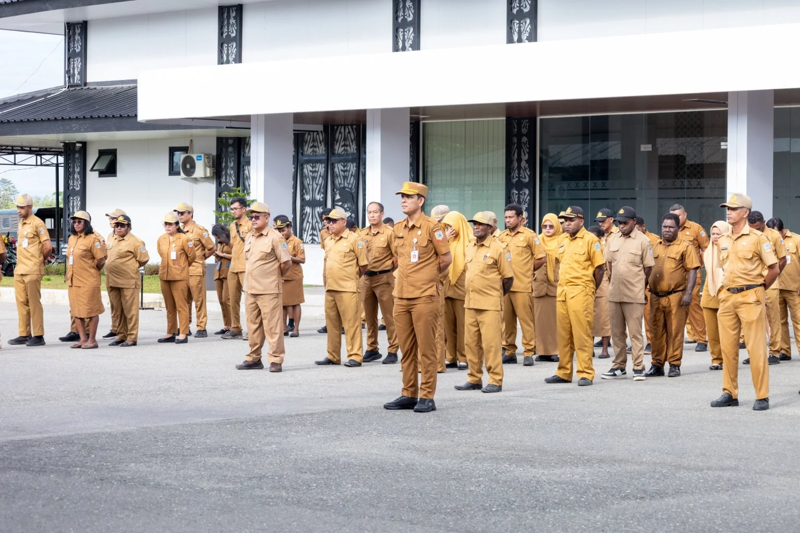 Apel Pagi Setda Papua Tengah, Asn Diminta Tingkatkan Disiplin, Kinerja, Dan Optimalisasi Anggaran