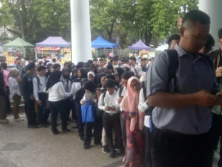 Antusias Tinggi, Ribuan Warga Hadiri Bursa Kerja Di Ciamis