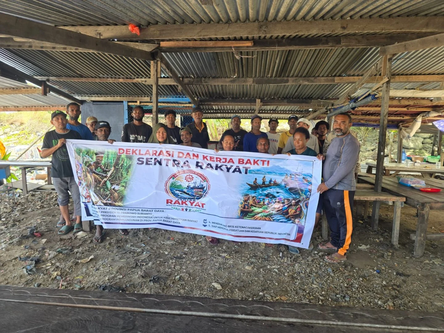 Lsm Sentra Rakyat Deklarasi Dan Gelar Bakti Sosial Revitalisasi Pasar Boswesen Di Kota Sorong