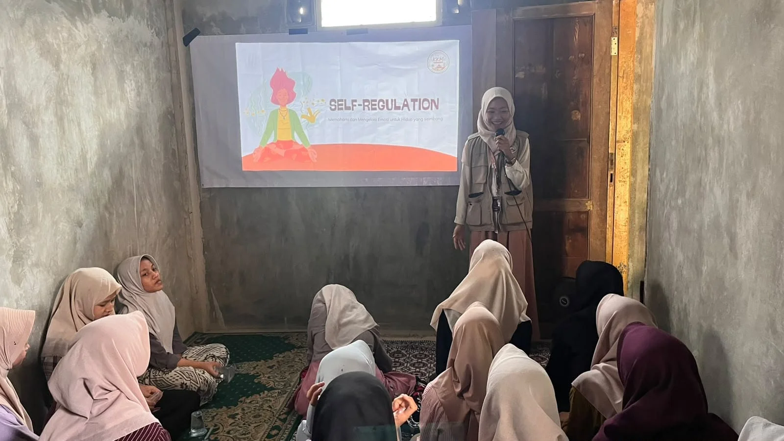 Bangun Kesehatan Mental, Kkm 02 Untirta Gelar Seminar Self Regulation Untuk Santri