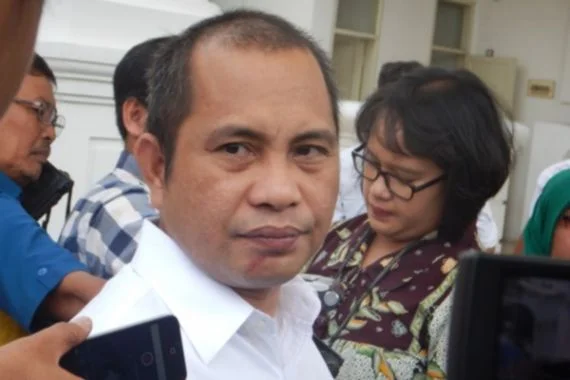 Pasca Mundurnya Gubernur Bi, Pemerintah Dituntut Bertindak Cepat