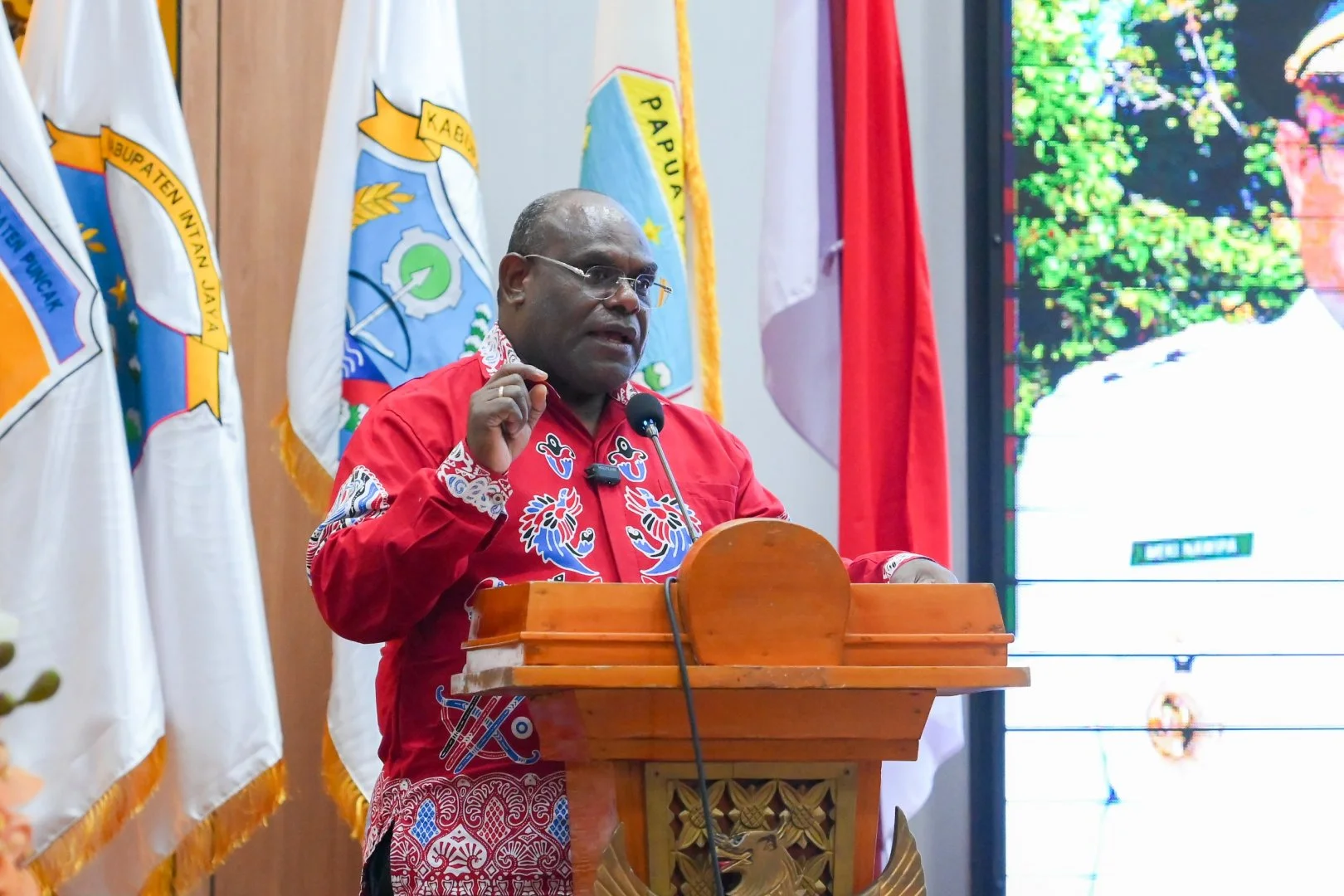 Gubernur Meki Nawipa Luncurkan Program Bangkit Papua Tengah, Seribu Anak Usia 0-4 Tahun Terima Insentif Bulanan