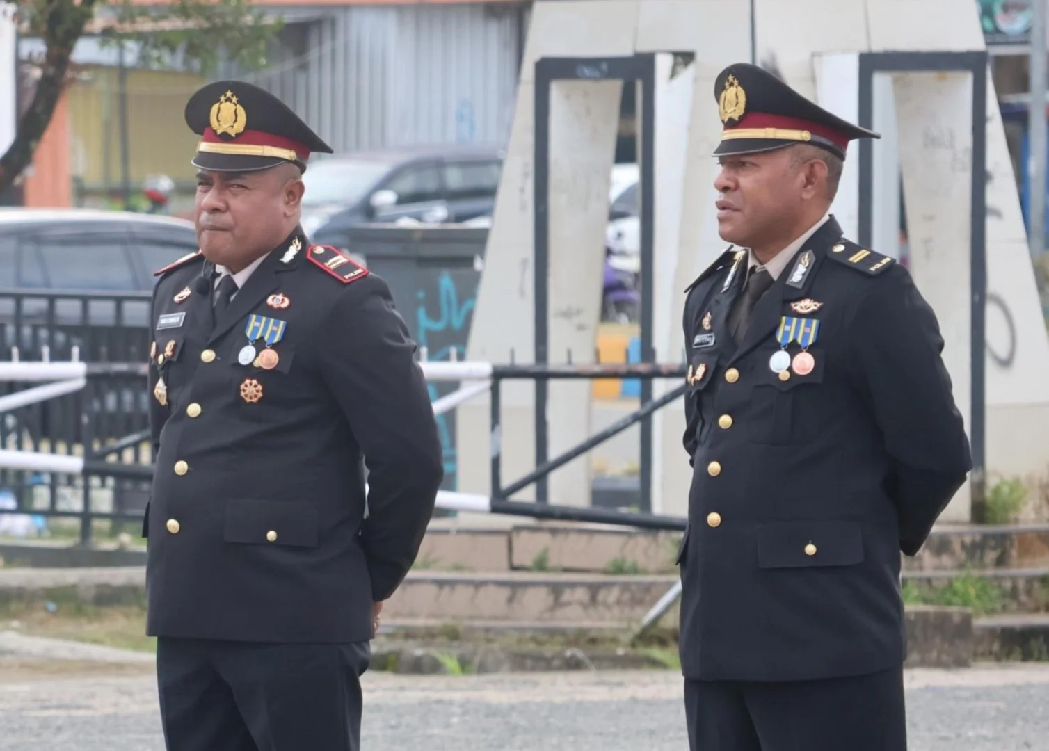 Dua Perwira Polres Tambrauw Terima Penghargaan Pada Hut Bhayangkara Ke-80