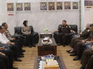 Kunjungan Perdana, Kapolres Lebak Arninsi Diterima Kajari Adi Rifani
