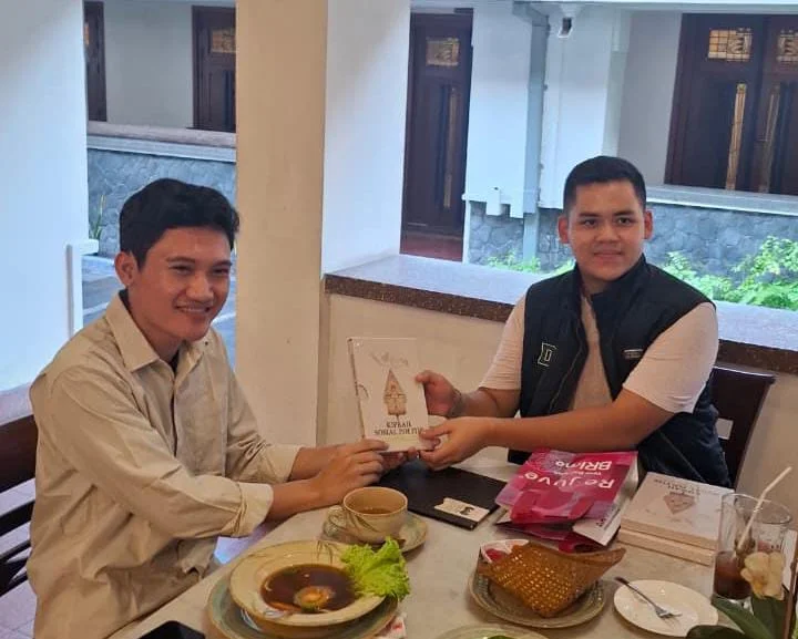 Berpikir Kepulauan: Tiyo Ardianto Dan Dhana Baswara Rumuskan Paradigma Baru Indonesia