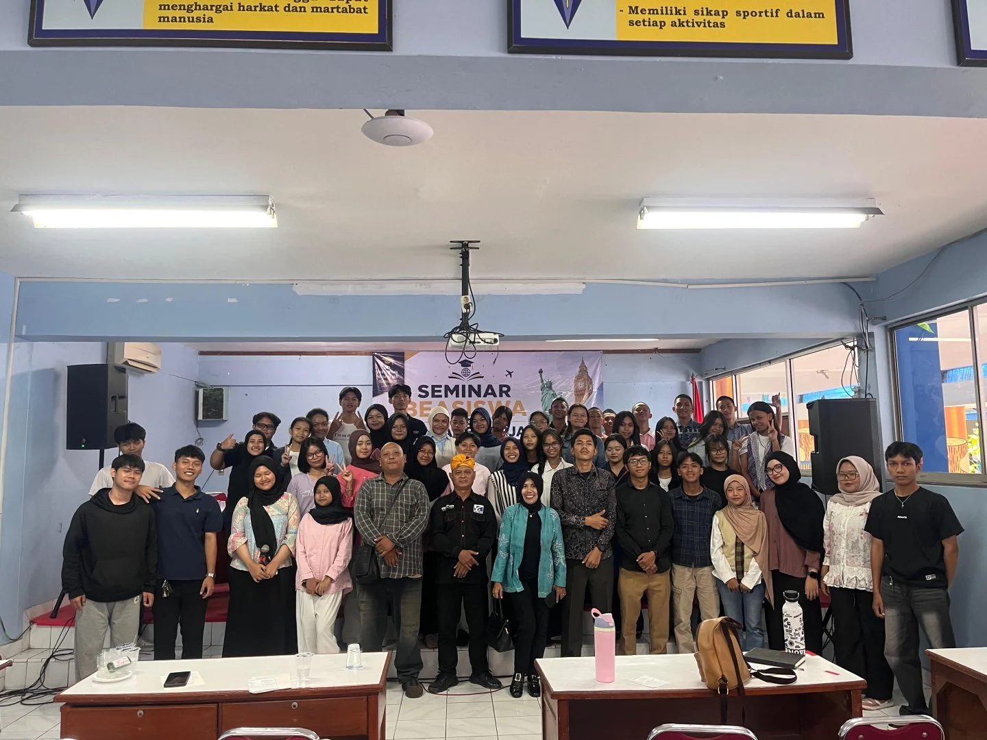 Mata Tunas 17 Gelar Seminar Beasiswa Pendidikan Dan Peluang Kerja Di Luar Negeri