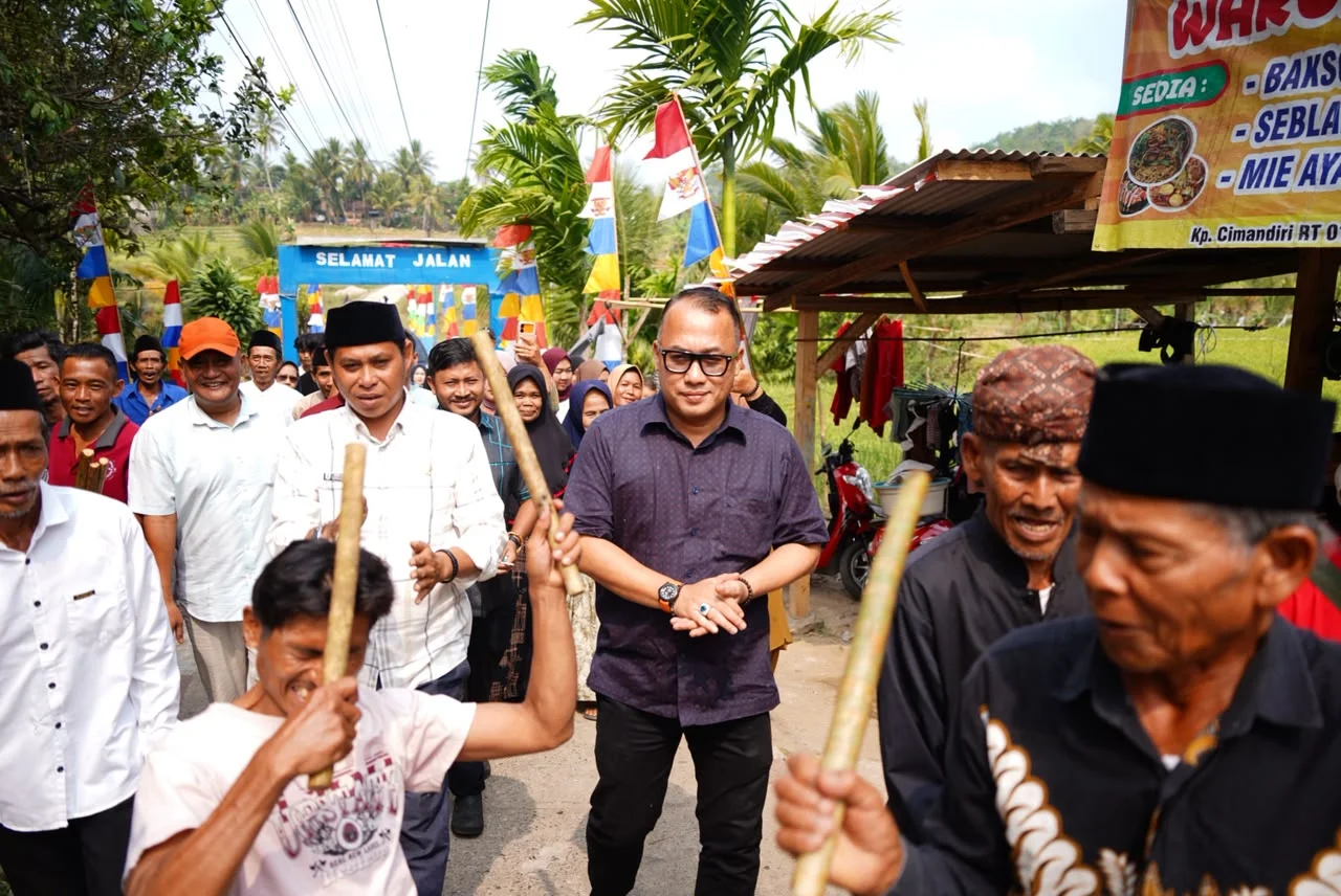 Orok Menes Apresiasi Swadaya Mekarsari: Bukan Karena Kami, Tapi Karena Kalian