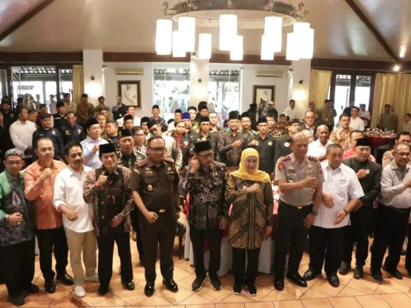 Bantah Isu Kerusuhan, Forkopimda Dan Ormas Jatim Gelar Deklarasi Damai Surabaya 2026