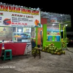 Es Doa Indung Bapak Jadi Favorit Warga, Hadirkan Aneka Varian Es Kelapa Muda