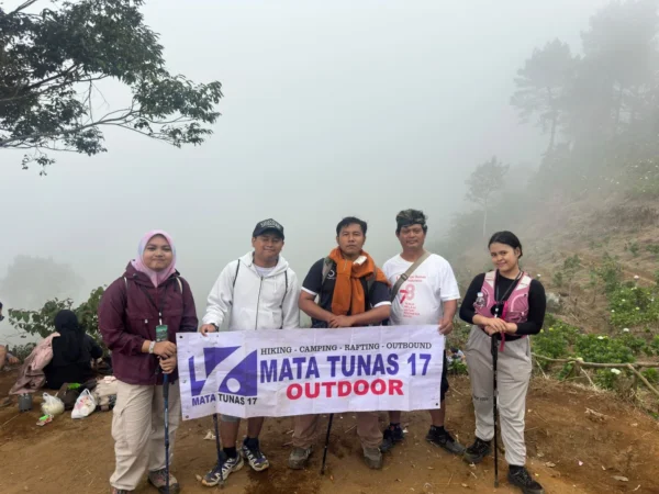 Moment Hut Kemerdekaan Ri Ke 81, Para Pendaki Harus Berjuang Memerdekakan Gunung Dari Sampah.