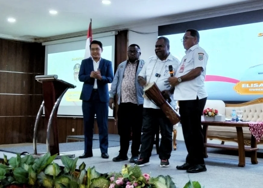 Dekan Fh Unamin Sorong Menyebut Fgd Bertujuan Hasilkan Rumusan Pikiran Untuk Penguatan Mrp
