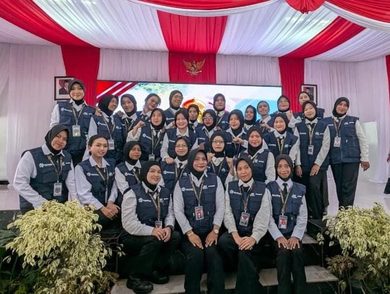 Penulis Chadziqatun Najilatil Mazda, S.t., M.t., M.han. Dosen Fakultas Teknik Universitas Nurtanio Bandung Tenaga Ahli Bidang Industri Pertahanan Dan Kebijakan Publik