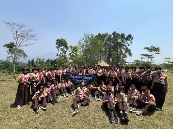 Pramuka Smpn 192 Jakarta Dan Smp Perguruan Rakyat 1 Gelar Perkemahan Gabungan Di Raynia Camp Bogor