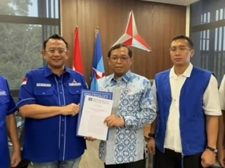 Anton Sukartono Suratto Terima Sk Ketua Dpd Demokrat Jabar: Amanah Dan Harapan Baru Menuju 2029
