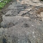 Jalan Cijinjuk Tak Kunjung Diperbaiki, Warga Soroti Dprd: “Harus Viral Dulu Baru Bergerak?”