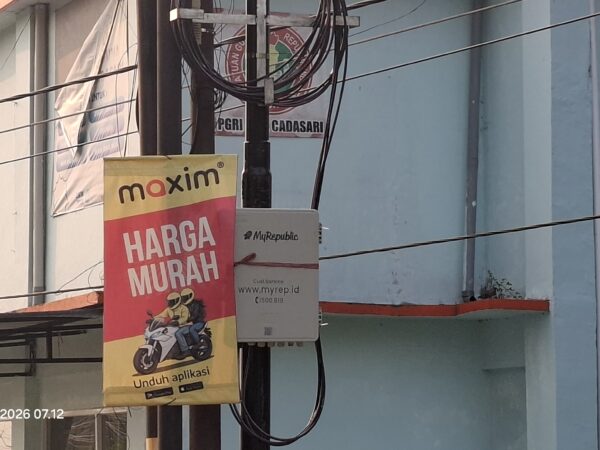 Dugaan Aliran Dana Pemasangan Tiang Wifi Myrepublic Dipertanyakan, Warga Minta Diungkap Transparan