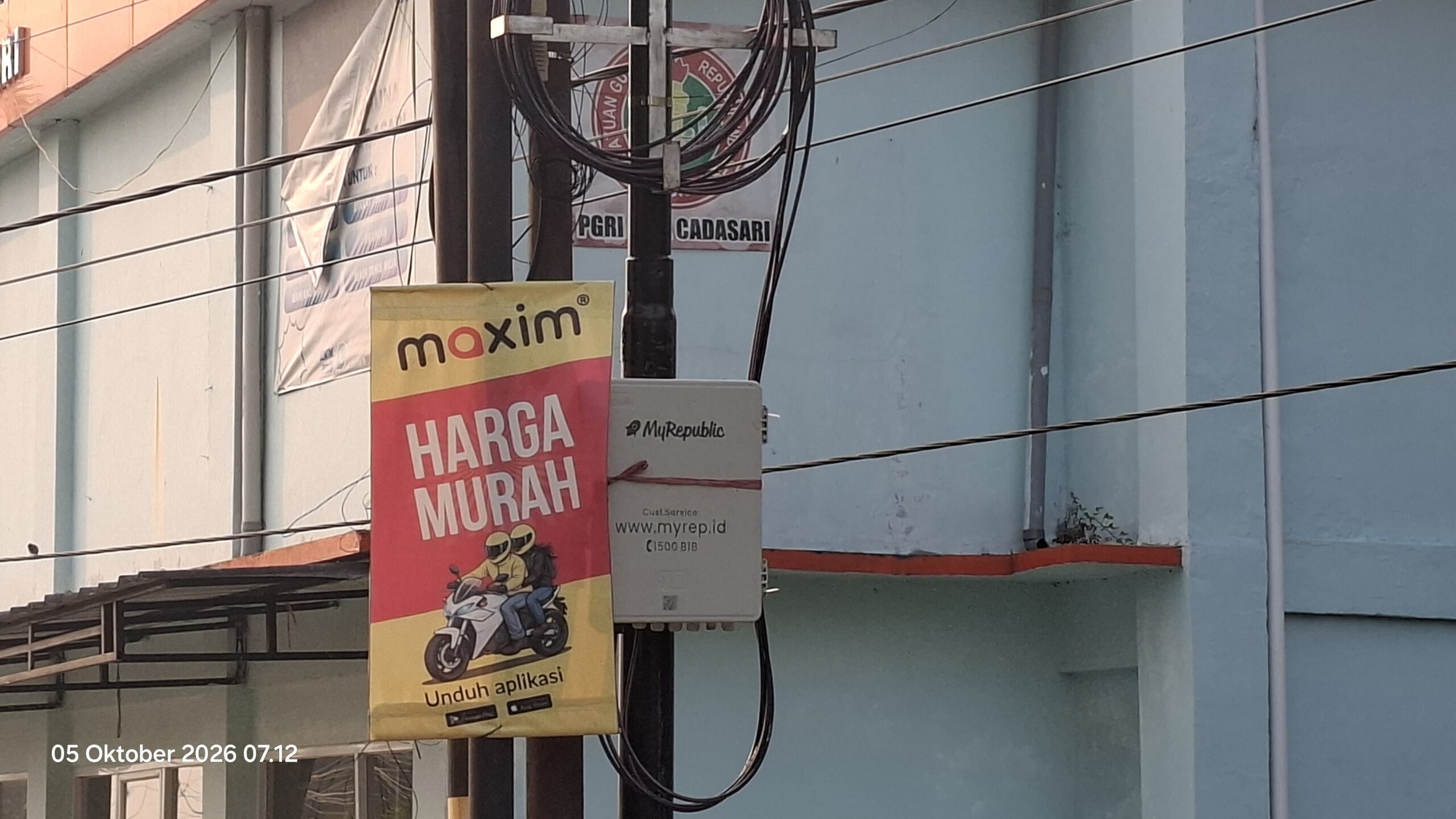 Dugaan Aliran Dana Pemasangan Tiang Wifi Myrepublic Dipertanyakan, Warga Minta Diungkap Transparan