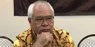 Soleman B Ponto Mantan Kabais Harianterbit.id
