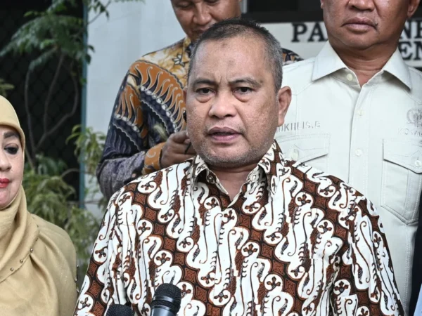 Ojk Dituntut Maksimal Lindungi Konsumen